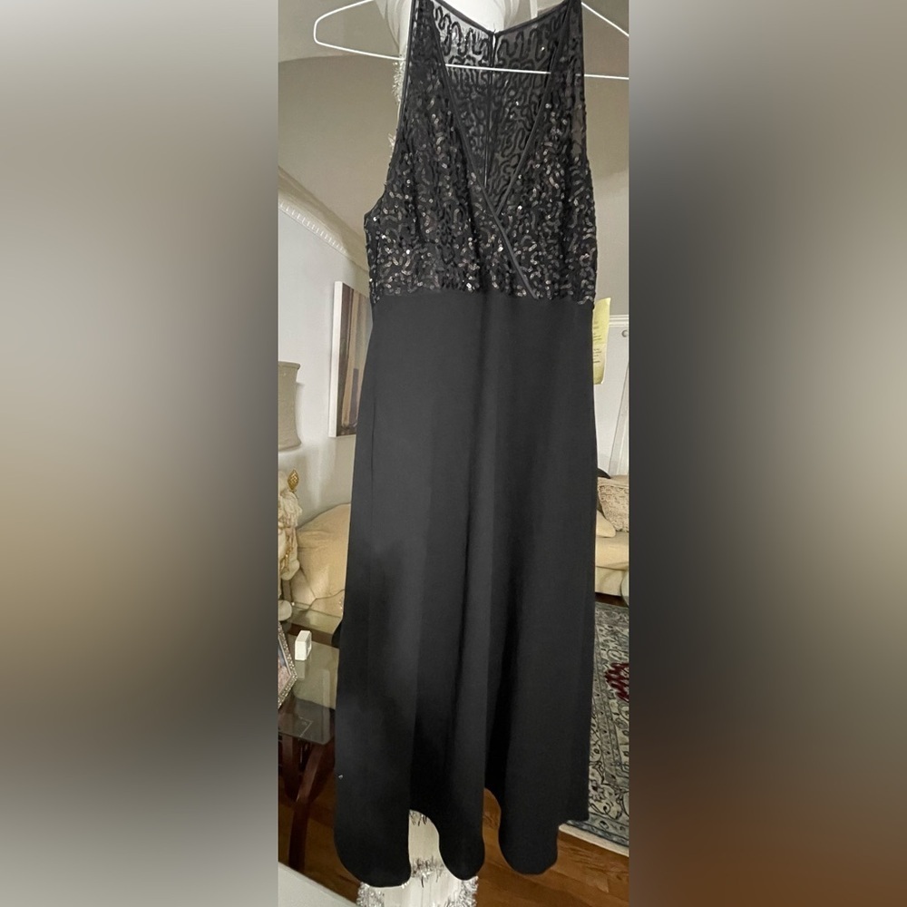 Jones New York women’s Elegant Black Sequins sleeveless midi dress size 12